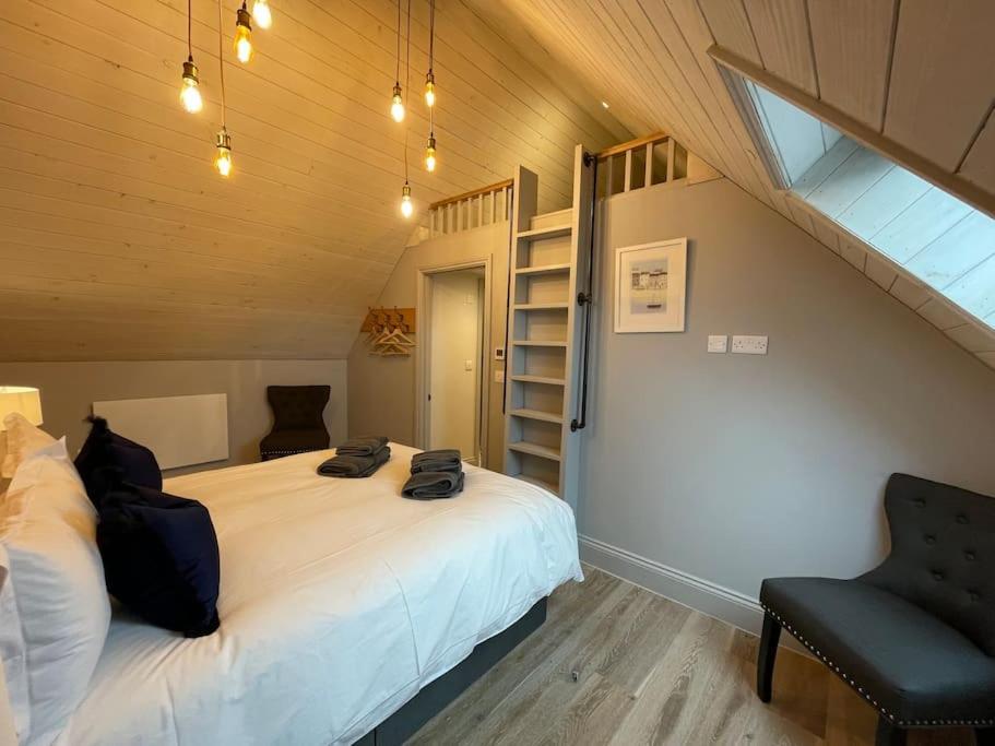 The Carriage House Salisbury Exterior foto
